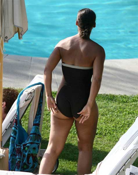 Alicia Keys In Bikini